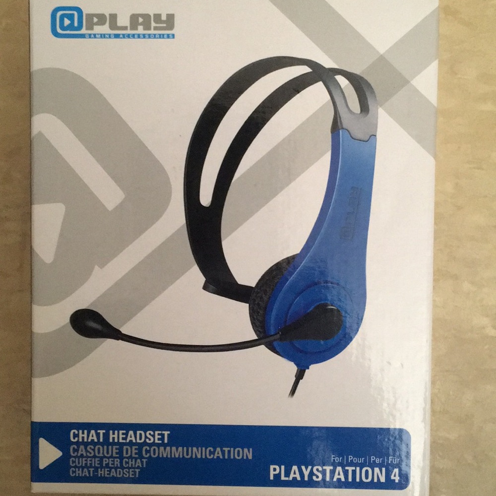 PlayStation 4 / & 3.5mm Compatible Devices Headset